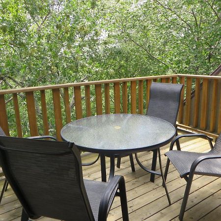 Chalet Familial Du Plateau Beaupré Εξωτερικό φωτογραφία