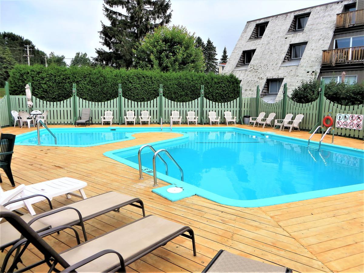 Chalet Familial Du Plateau Beaupré Εξωτερικό φωτογραφία